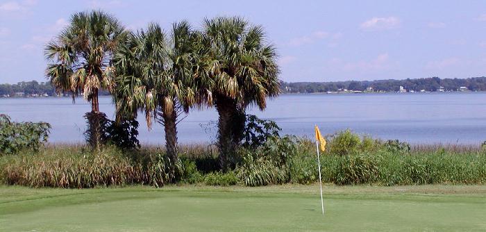 Orlando Golf Course Hole Overlooking Mt. Dora Lake