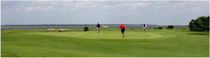 Wilmington golf hole on the Bay in NC