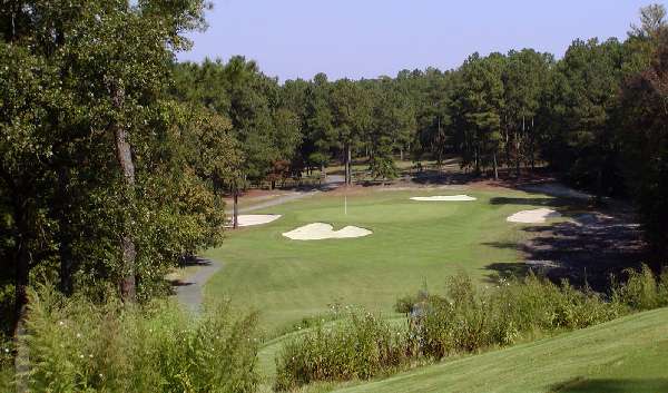 Woodlake - Maples Golf Course Hole 8 - Tee Shot